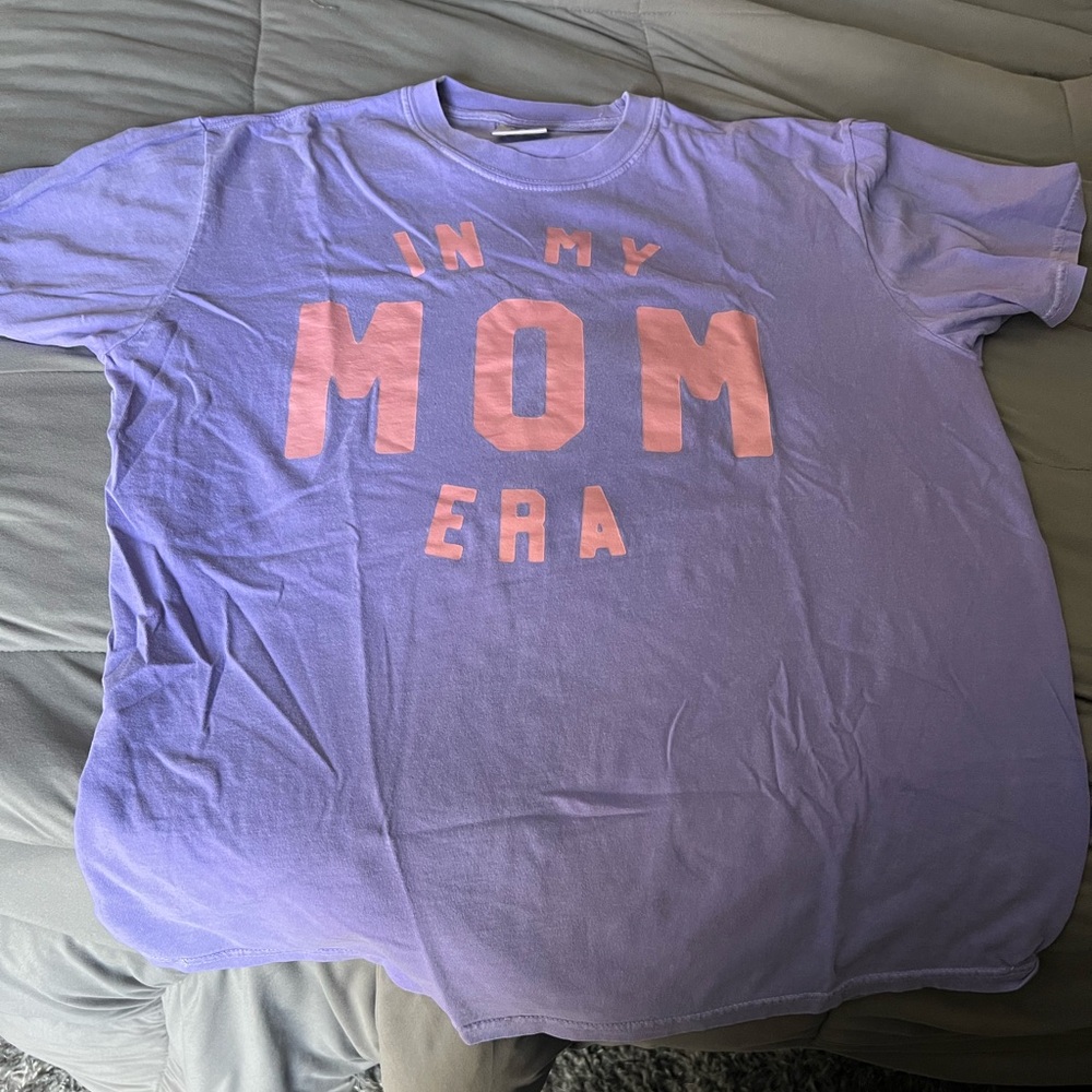Comfort Colors Graphic Tee Adult Size L